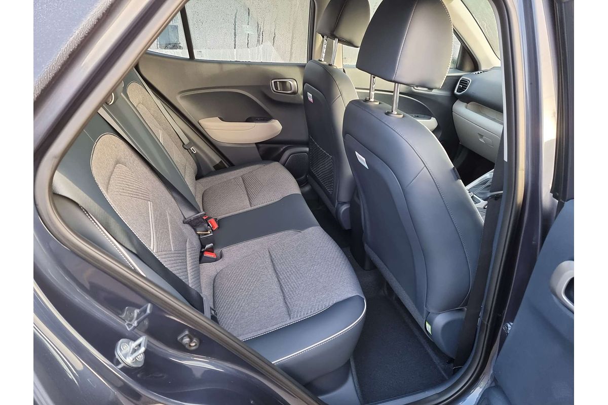 2024 Hyundai Venue Elite QX.V5