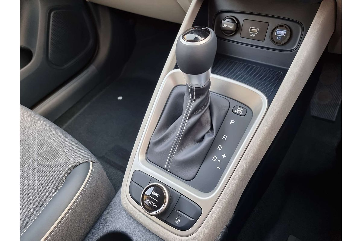 2024 Hyundai Venue Elite QX.V5