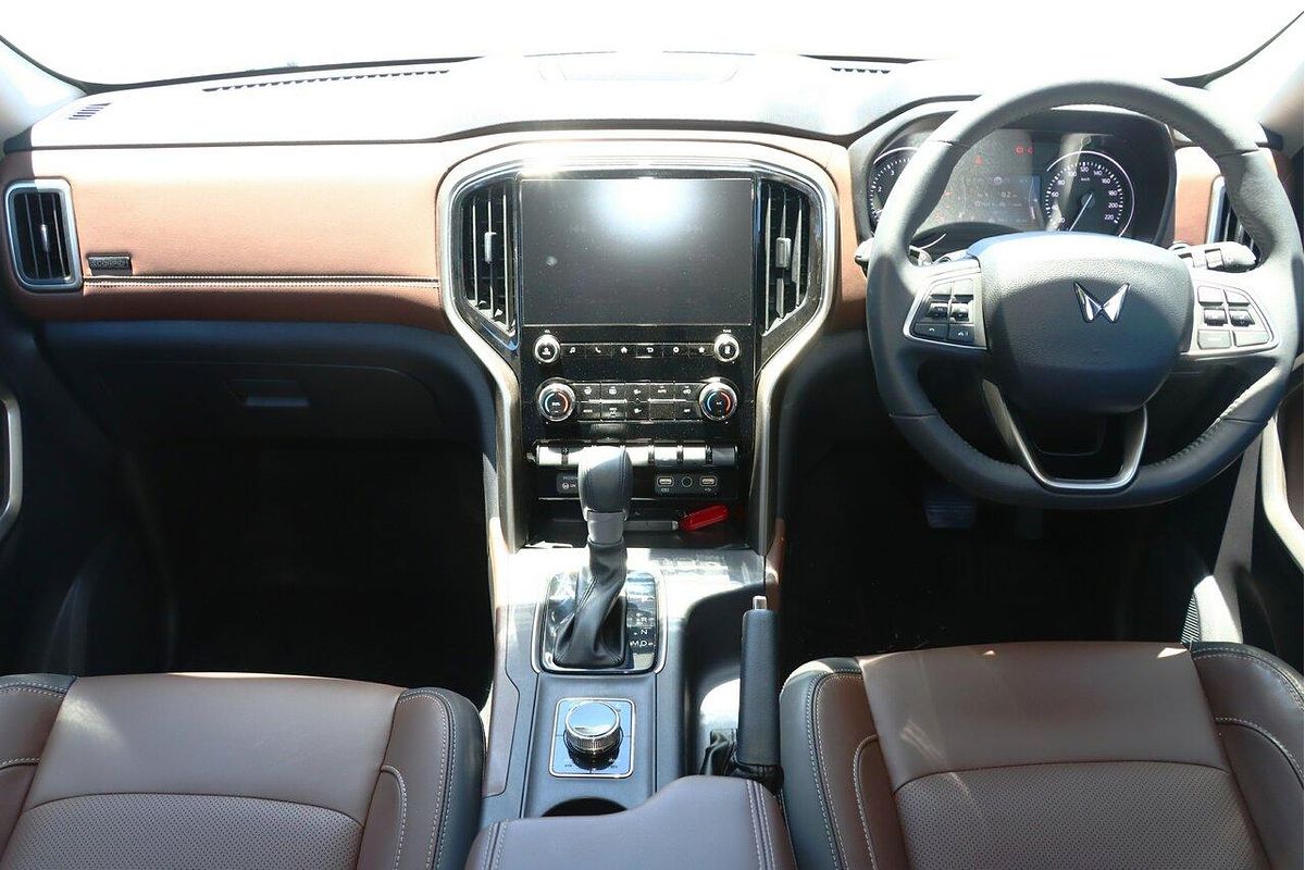 2023 Mahindra Scorpio Z8