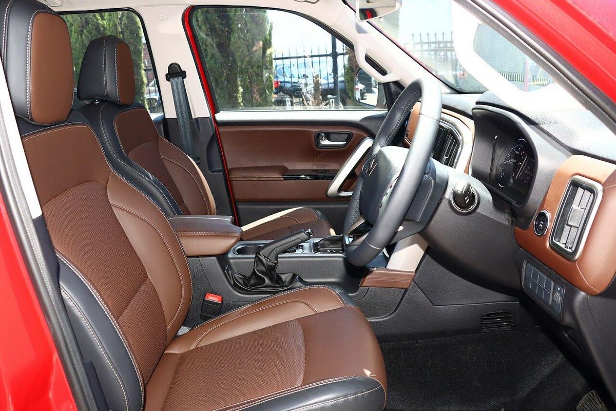 2023 Mahindra Scorpio Z8