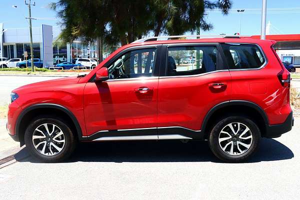 2023 Mahindra Scorpio Z8