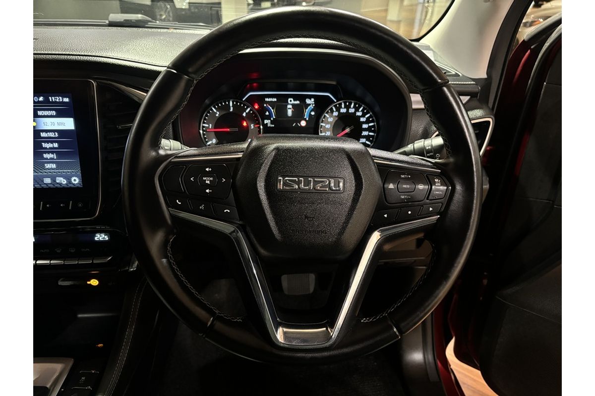 2022 Isuzu MU-X LS-T