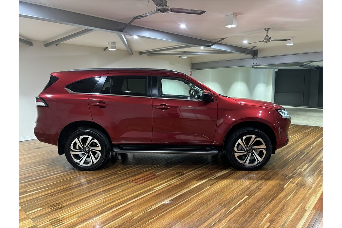 2022 Isuzu MU-X LS-T