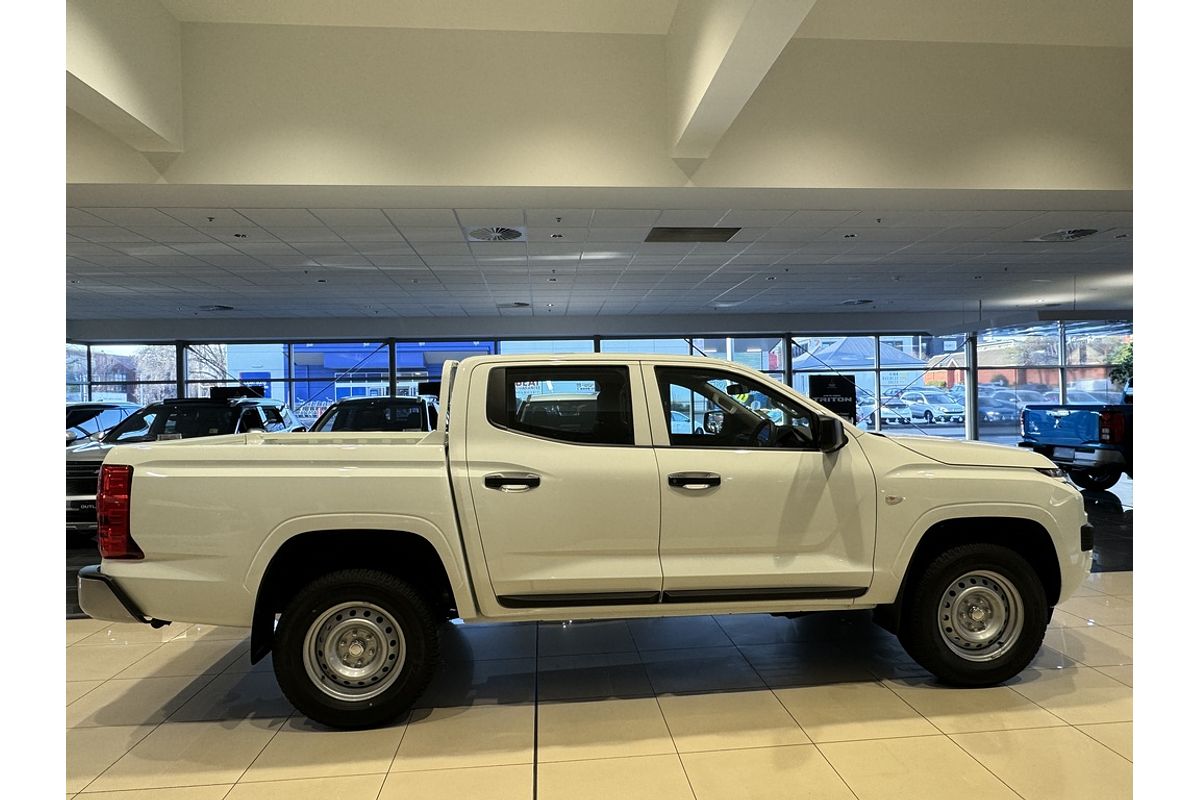 2024 Mitsubishi MV Triton GLX 2.4L D 6A/T 4X4 DC PU