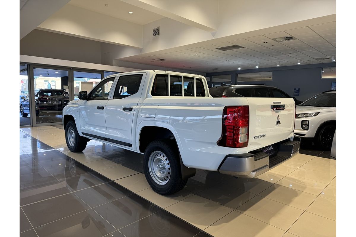 2024 Mitsubishi MV Triton GLX 2.4L D 6A/T 4X4 DC PU