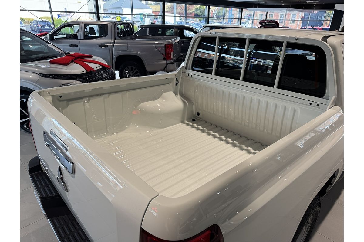 2024 Mitsubishi MV Triton GLX 2.4L D 6A/T 4X4 DC PU
