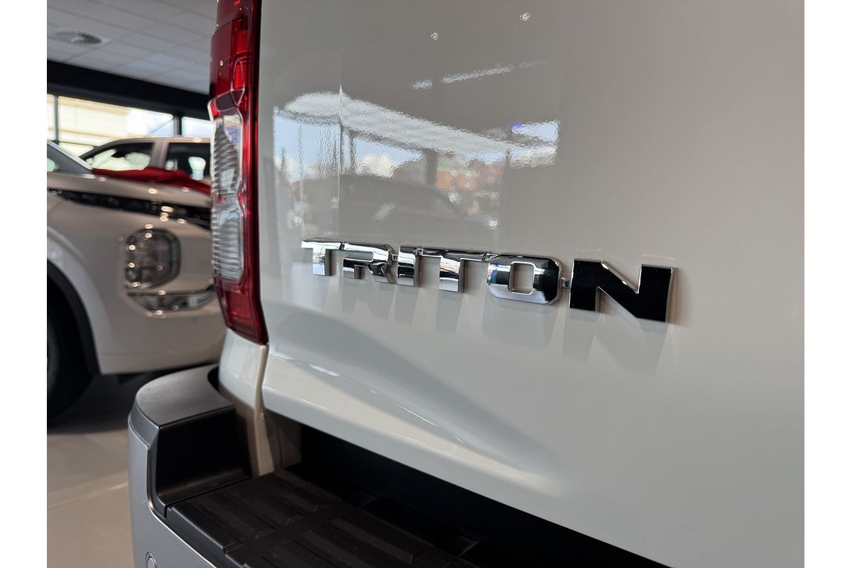 2024 Mitsubishi MV Triton GLX 2.4L D 6A/T 4X4 DC PU