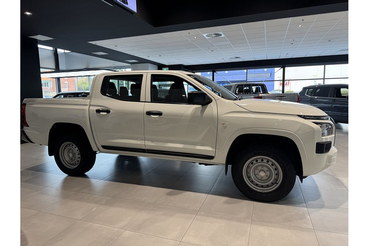 2024 Mitsubishi MV Triton GLX 2.4L D 6A/T 4X4 DC PU