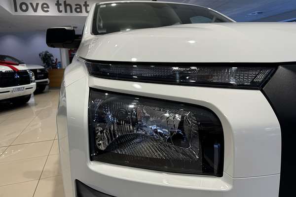 2024 Mitsubishi Triton GLX MV 4X4