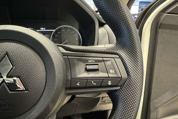 2024 Mitsubishi Triton GLX MV 4X4