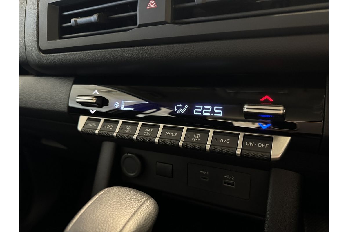 2024 Mitsubishi Triton GLX MV 4X4