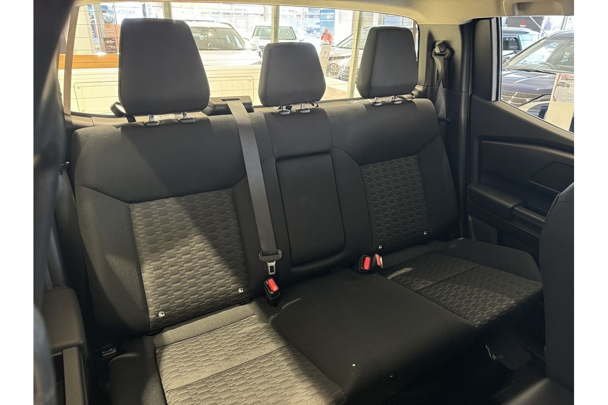 2024 Mitsubishi MV Triton GLX 2.4L D 6A/T 4X4 DC PU