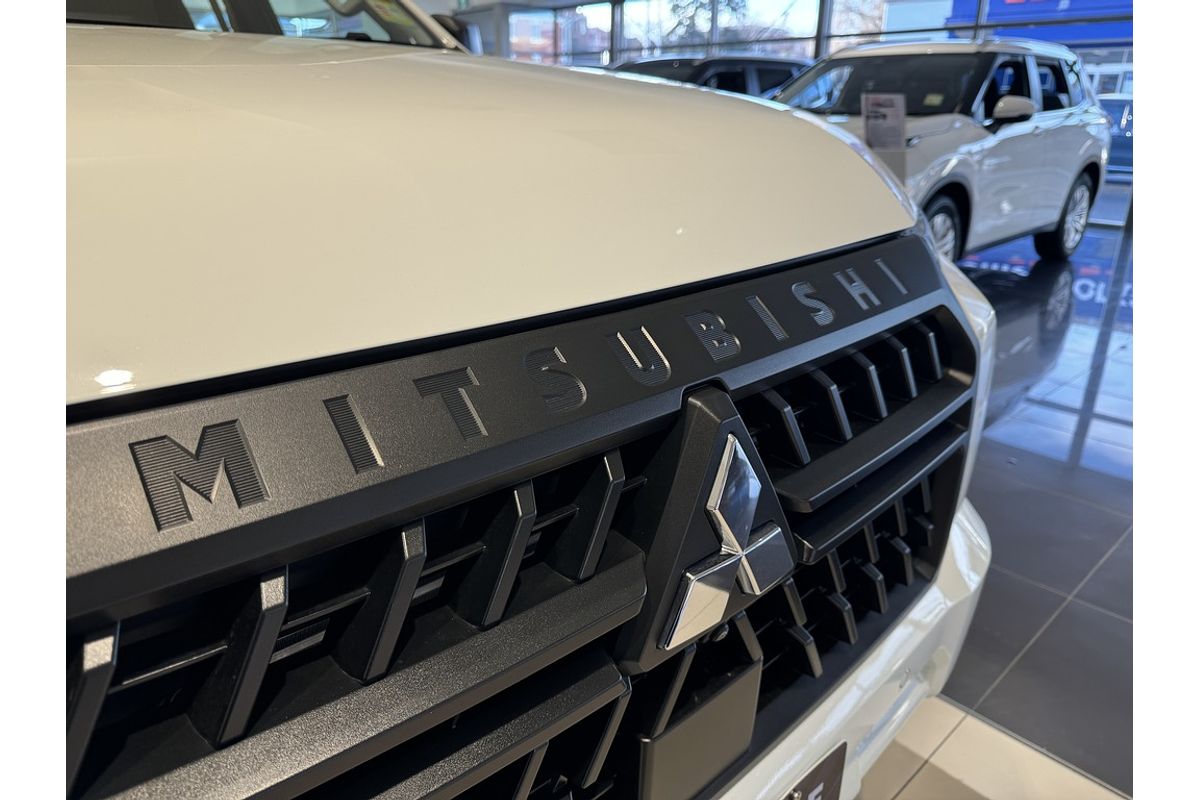 2024 Mitsubishi MV Triton GLX 2.4L D 6A/T 4X4 DC PU