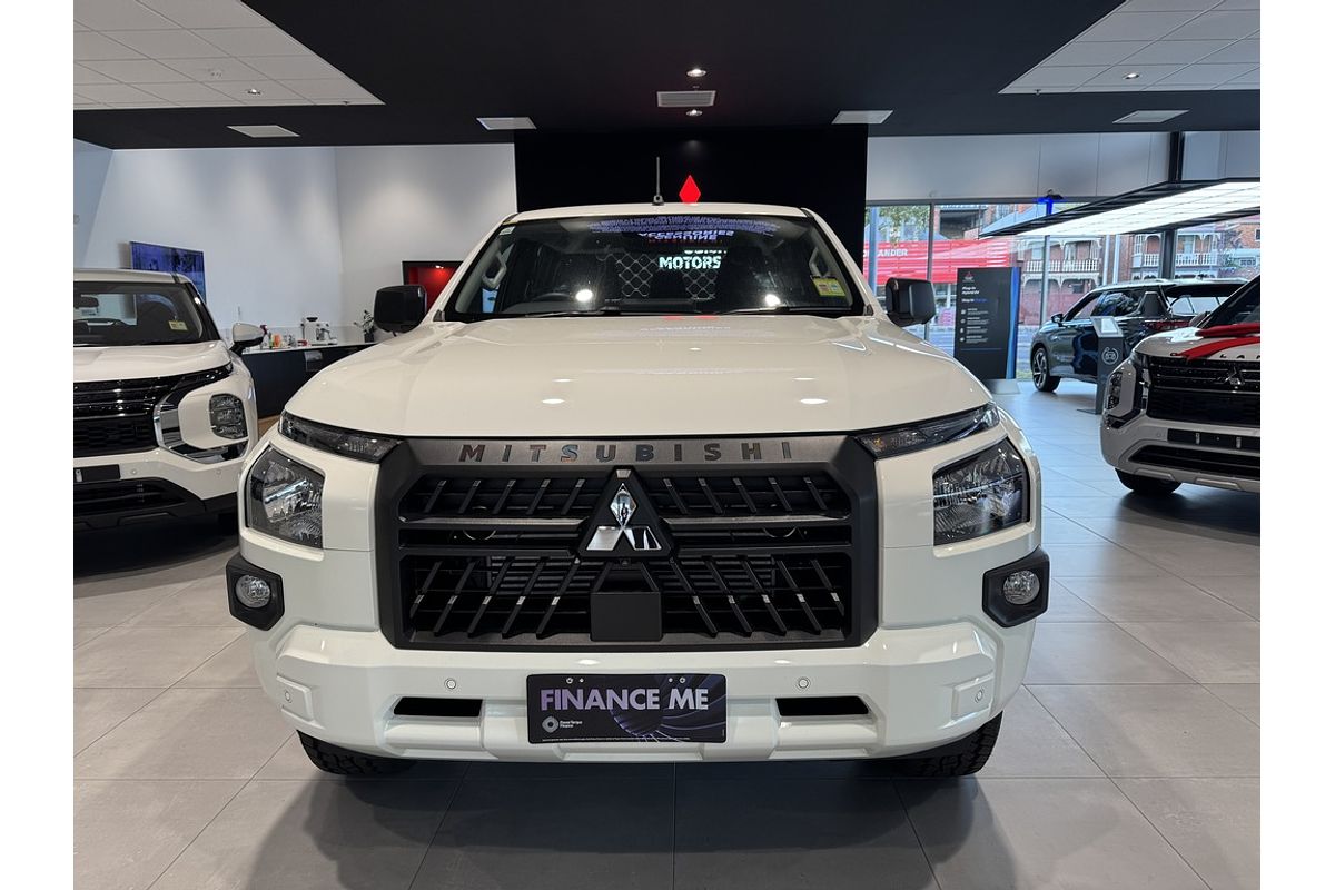 2024 Mitsubishi Triton GLX MV 4X4