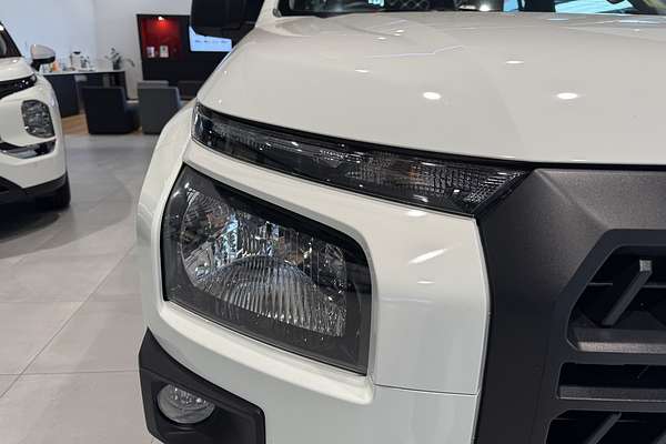2024 Mitsubishi Triton GLX MV 4X4