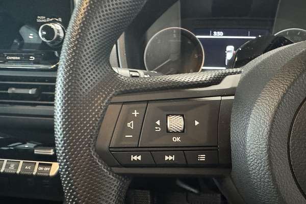 2024 Mitsubishi Triton GLX MV 4X4