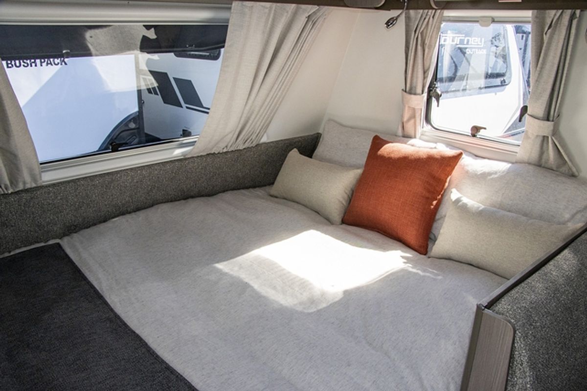 2024 Jayco JOURNEY CARAVAN 19.61-3.JY-MY24