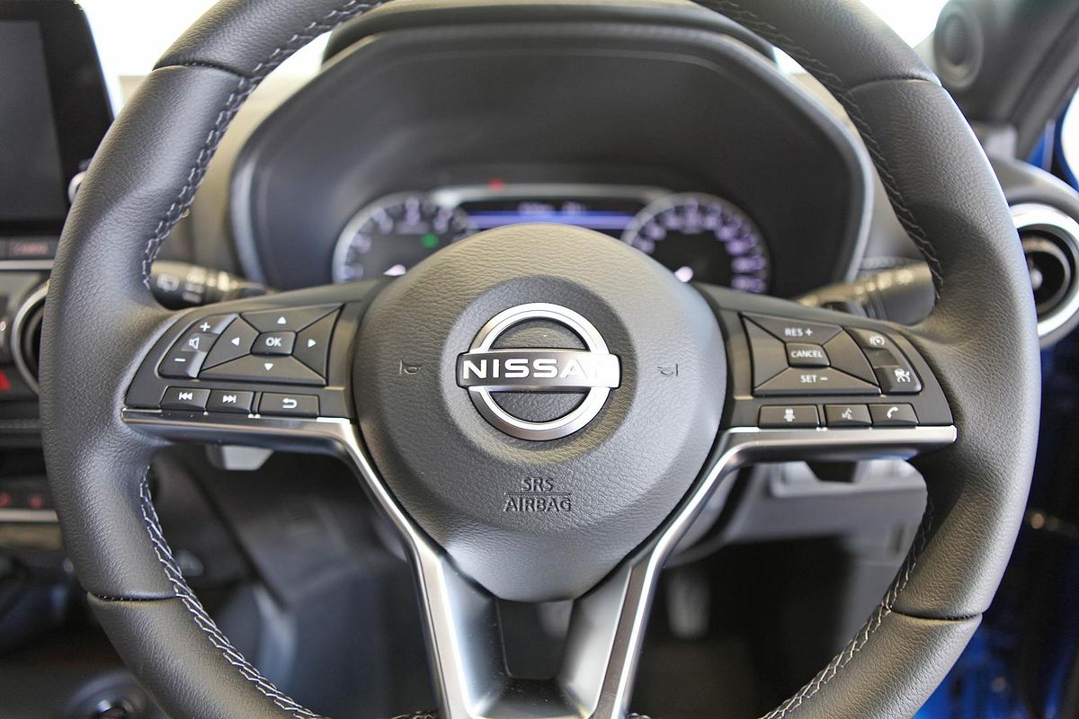 2023 Nissan JUKE ST-L F16