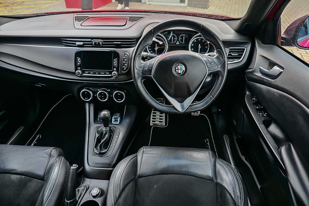 2015 Alfa Romeo Giulietta Quadrifoglio Verde Series 1