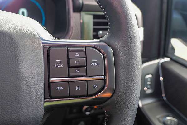 2022 Ford F-150 Platinum 4X4