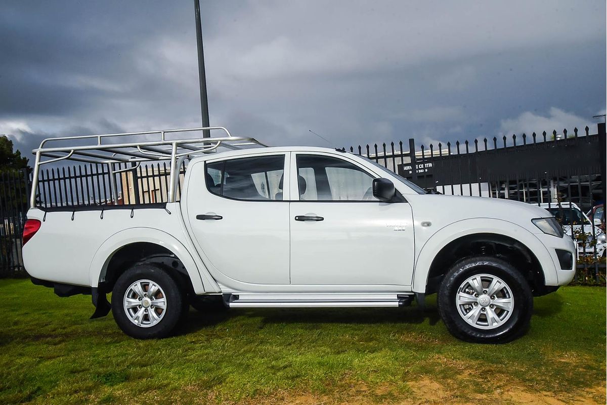 2012 Mitsubishi Triton GLX MN 4X4