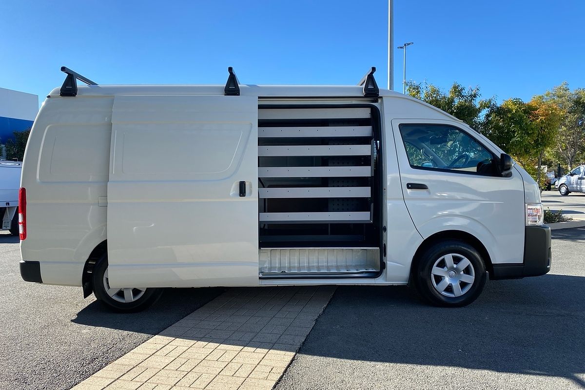 2018 Toyota Hiace KDH221R