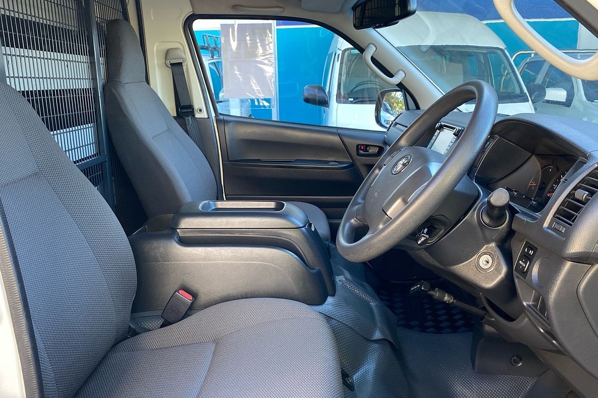 2018 Toyota Hiace KDH221R