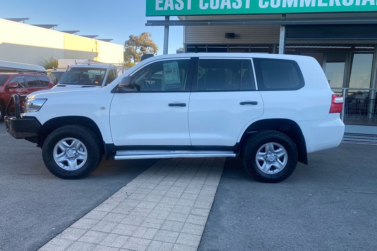 2017 Toyota Landcruiser GX VDJ200R