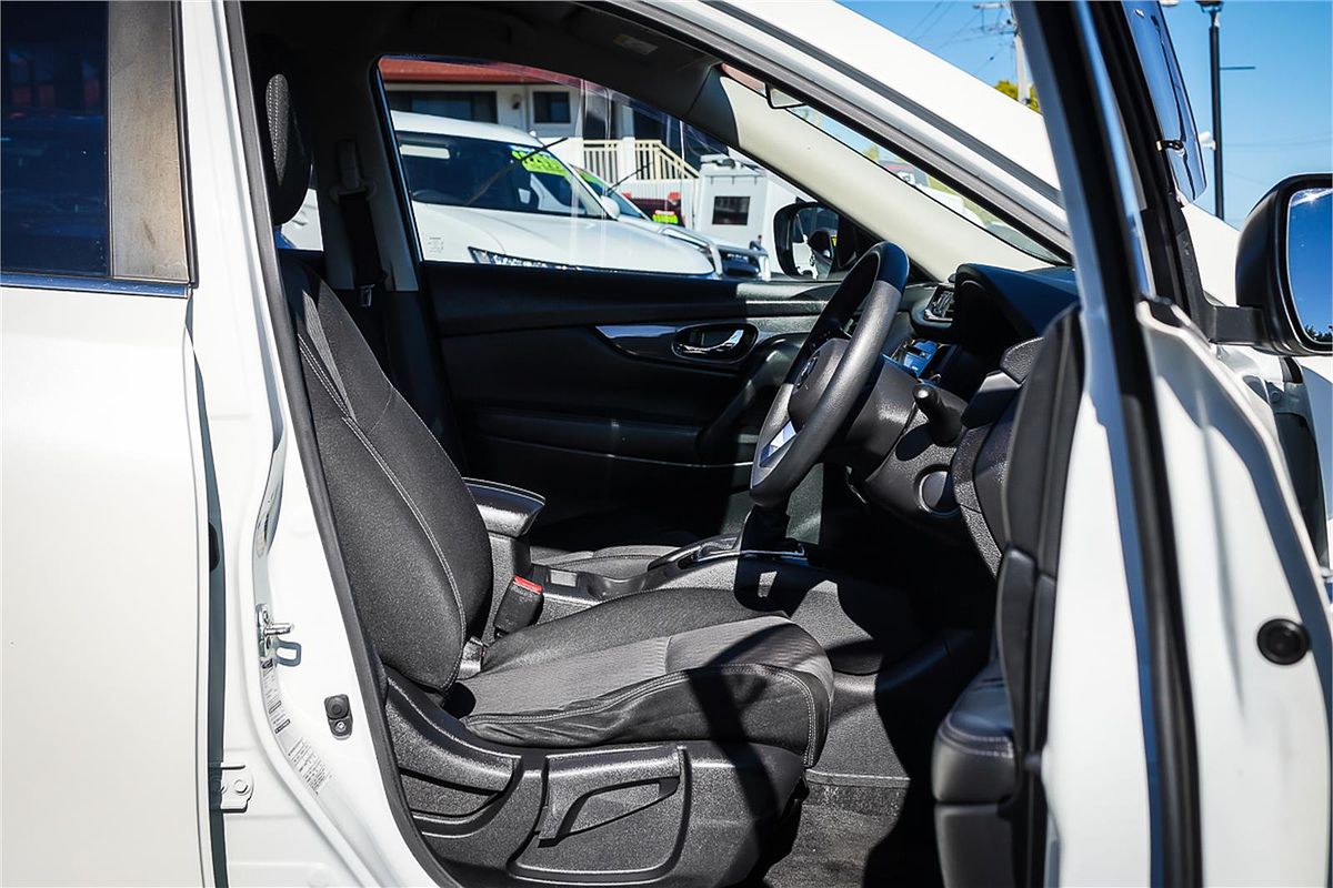 2017 Nissan X-TRAIL ST T32