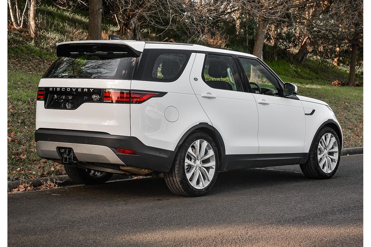 2021 Land Rover Discovery D300 SE Series 5