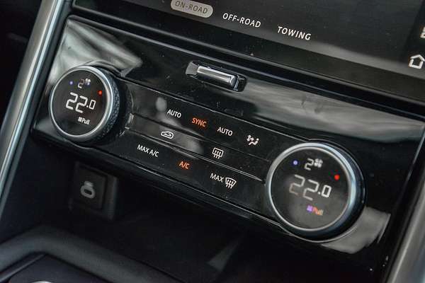 2021 Land Rover Discovery D300 SE Series 5