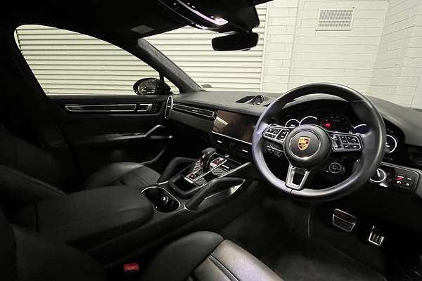 2023 Porsche Cayenne Turbo 9YA