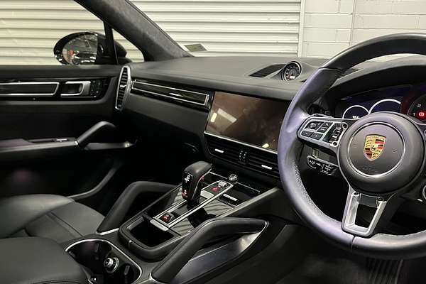 2023 Porsche Cayenne Turbo 9YA