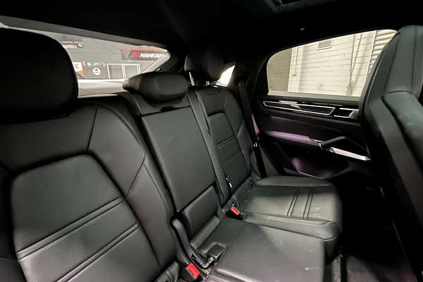 2023 Porsche Cayenne Turbo 9YA