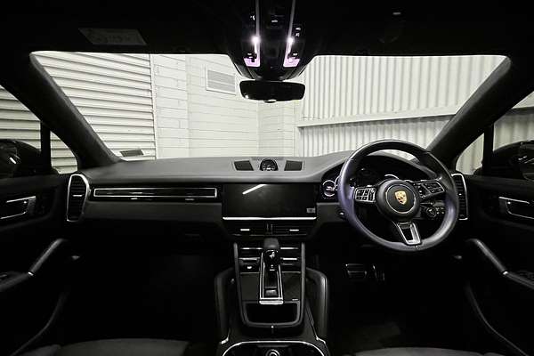 2023 Porsche Cayenne Turbo 9YA