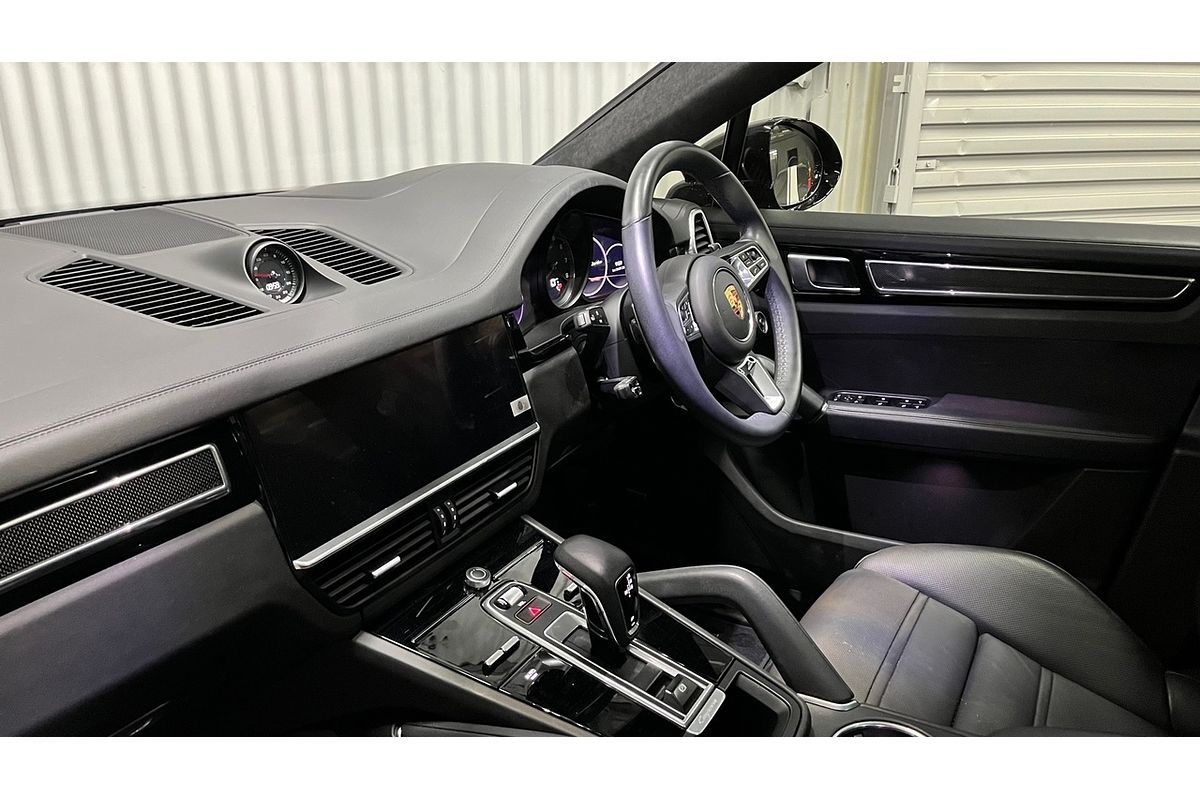 2023 Porsche Cayenne Turbo 9YA