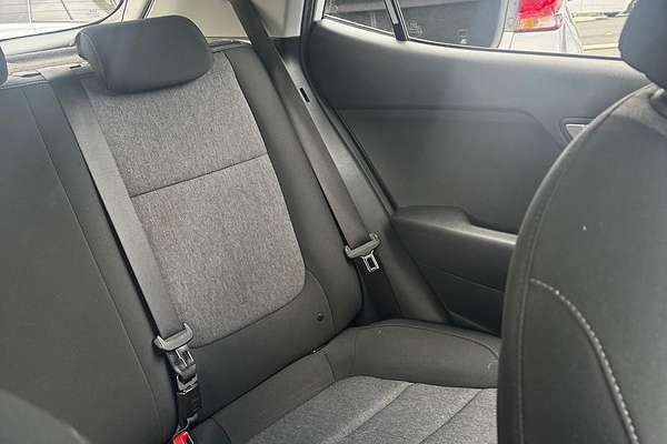 2022 Kia Stonic S YB
