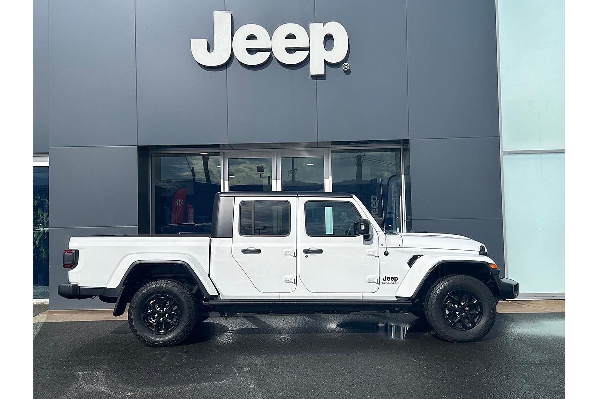 2022 Jeep Gladiator Night Eagle JT 4X4