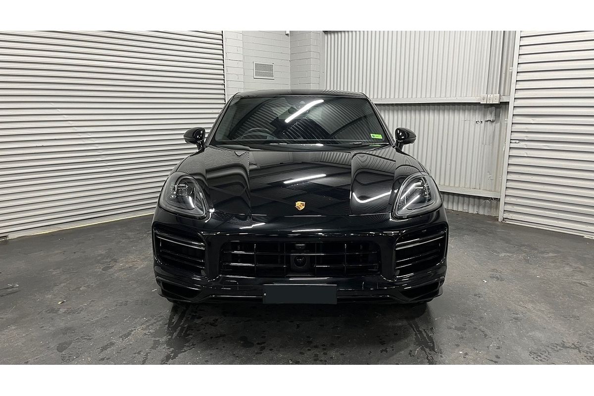 2023 Porsche Cayenne Turbo 9YA