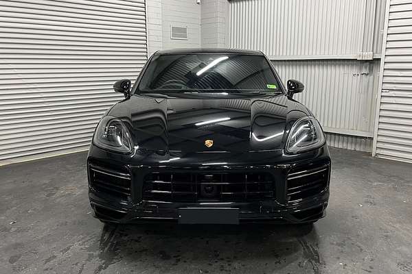 2023 Porsche Cayenne Turbo 9YA