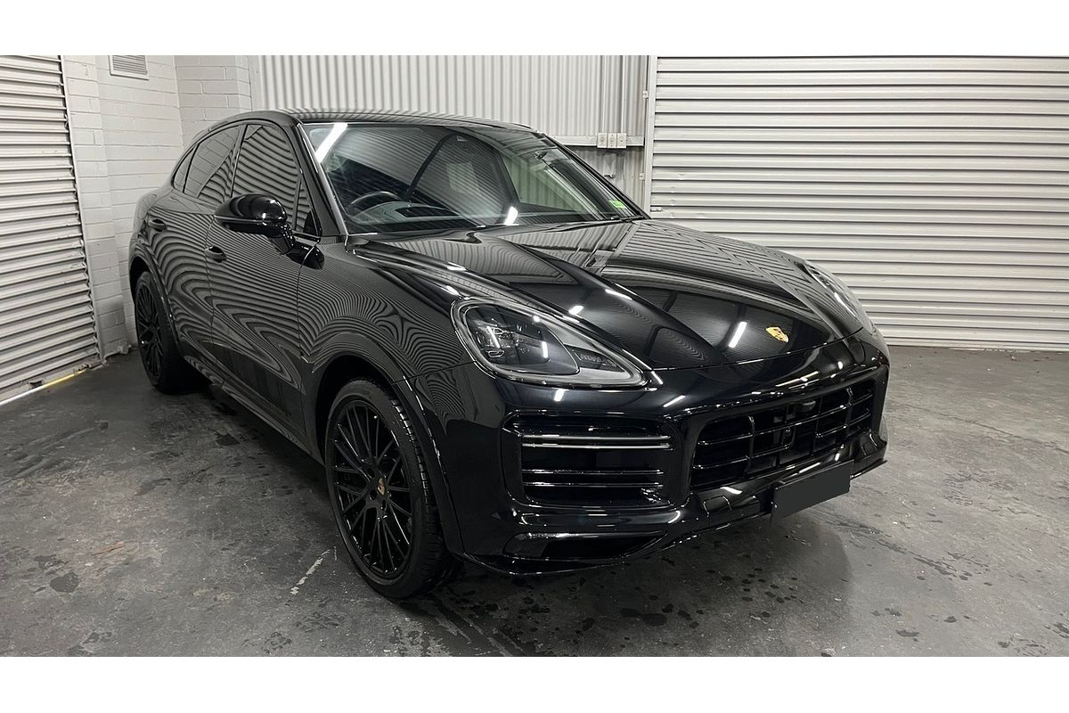 2023 Porsche Cayenne Turbo 9YA