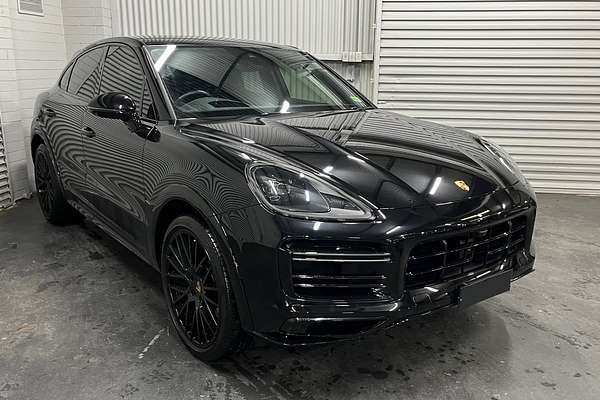 2023 Porsche Cayenne Turbo 9YA