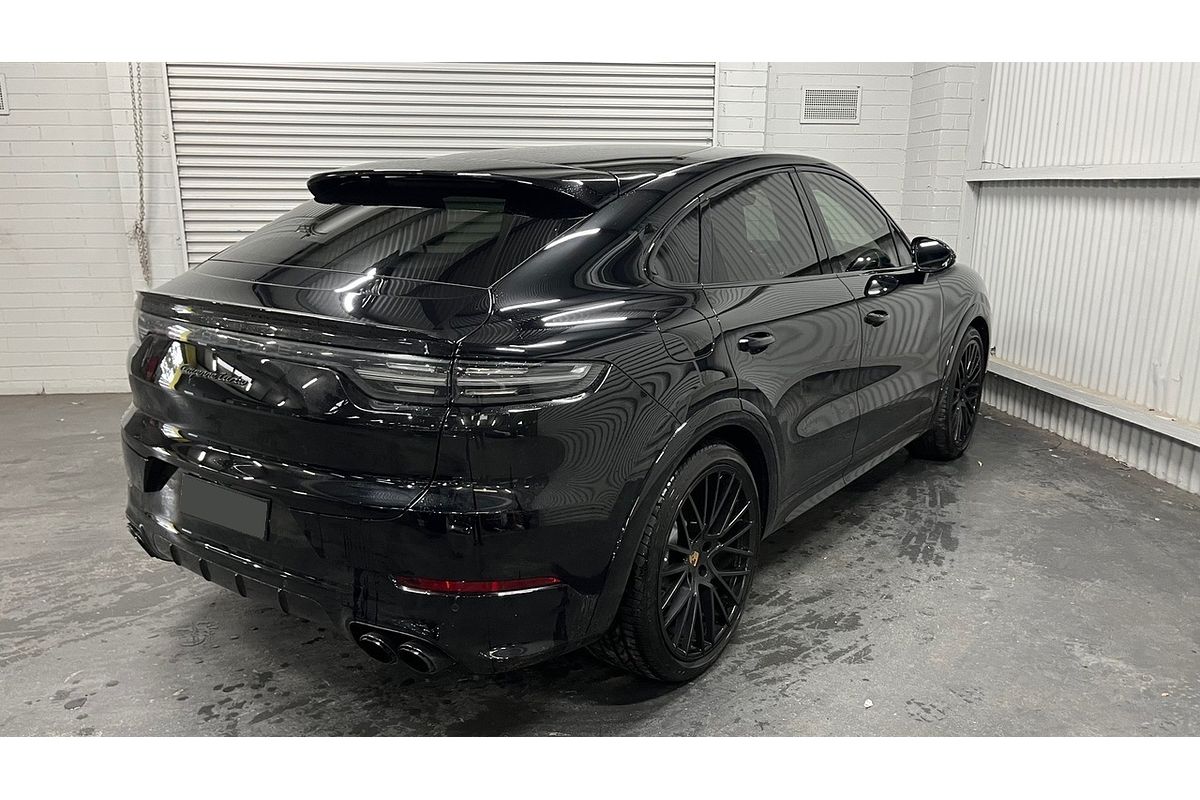2023 Porsche Cayenne Turbo 9YA