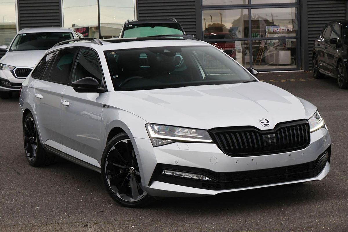 2021 ŠKODA Superb 206TSI SportLine NP