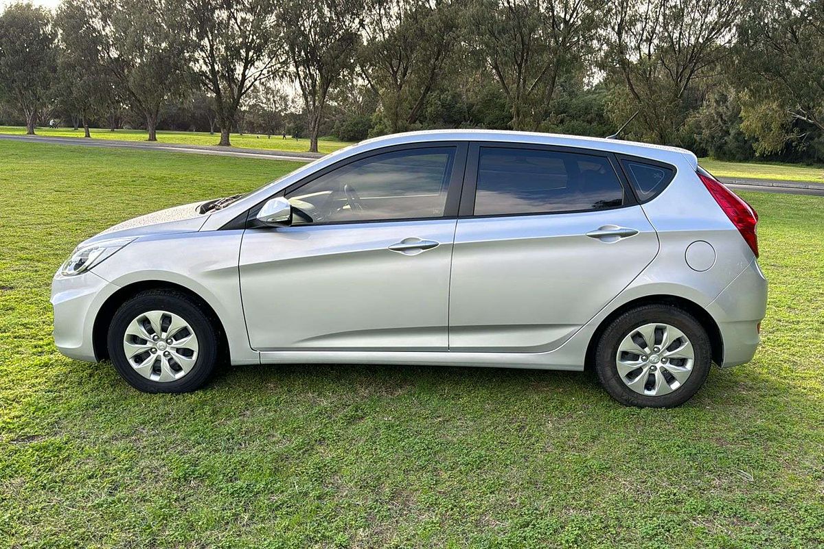 2016 Hyundai Accent Active RB3