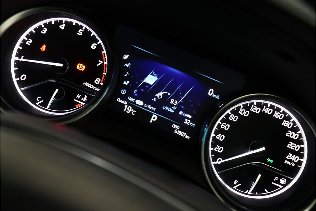 2018 Toyota Camry SX ASV70R