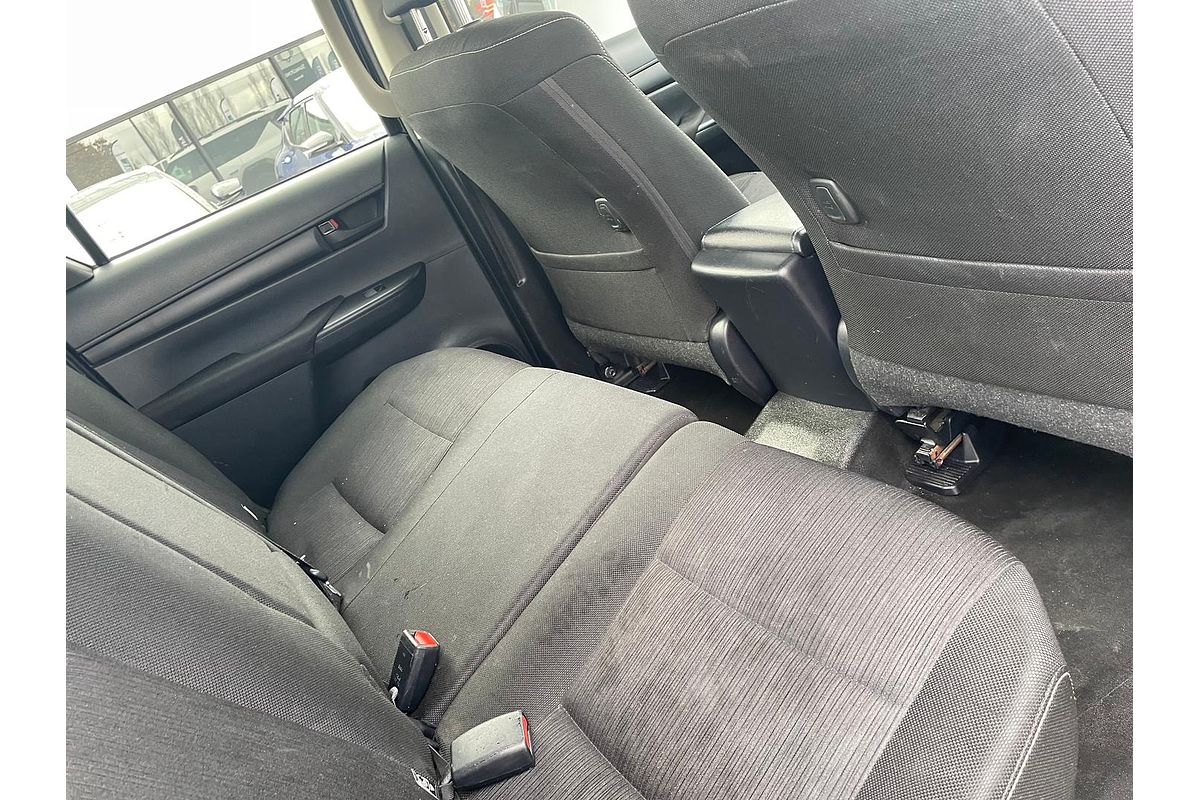 2020 Toyota Hilux SR GUN126R 4X4