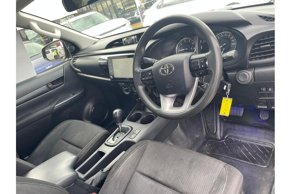 2020 Toyota Hilux SR GUN126R 4X4