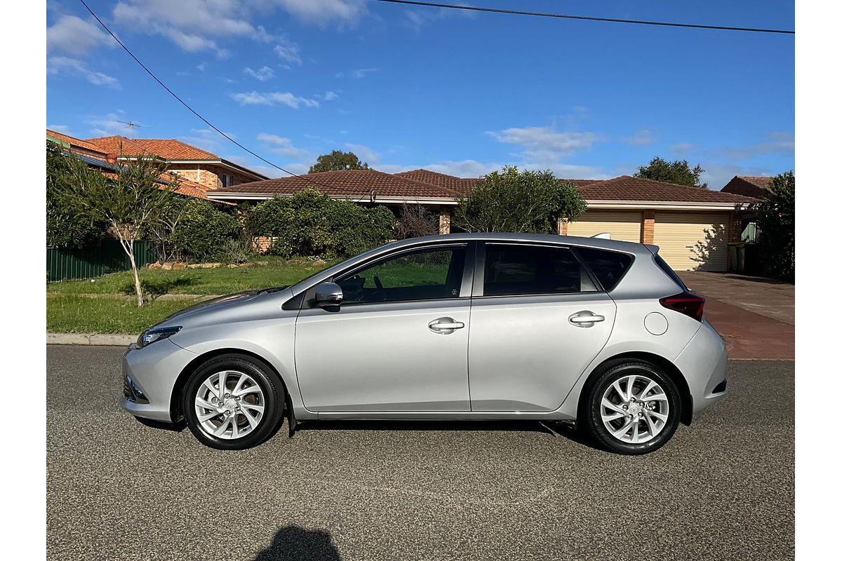 2018 Toyota Corolla Ascent Sport ZRE182R