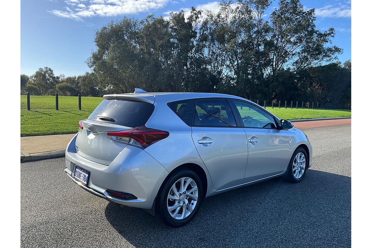 2018 Toyota Corolla Ascent Sport ZRE182R